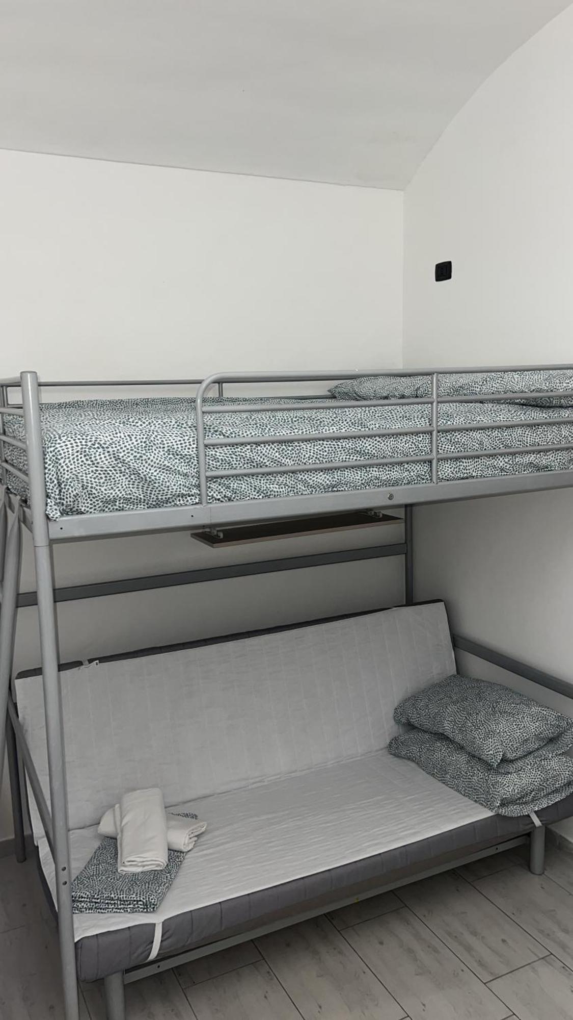 Bed2Go Brescia Apartment Turin Luaran gambar