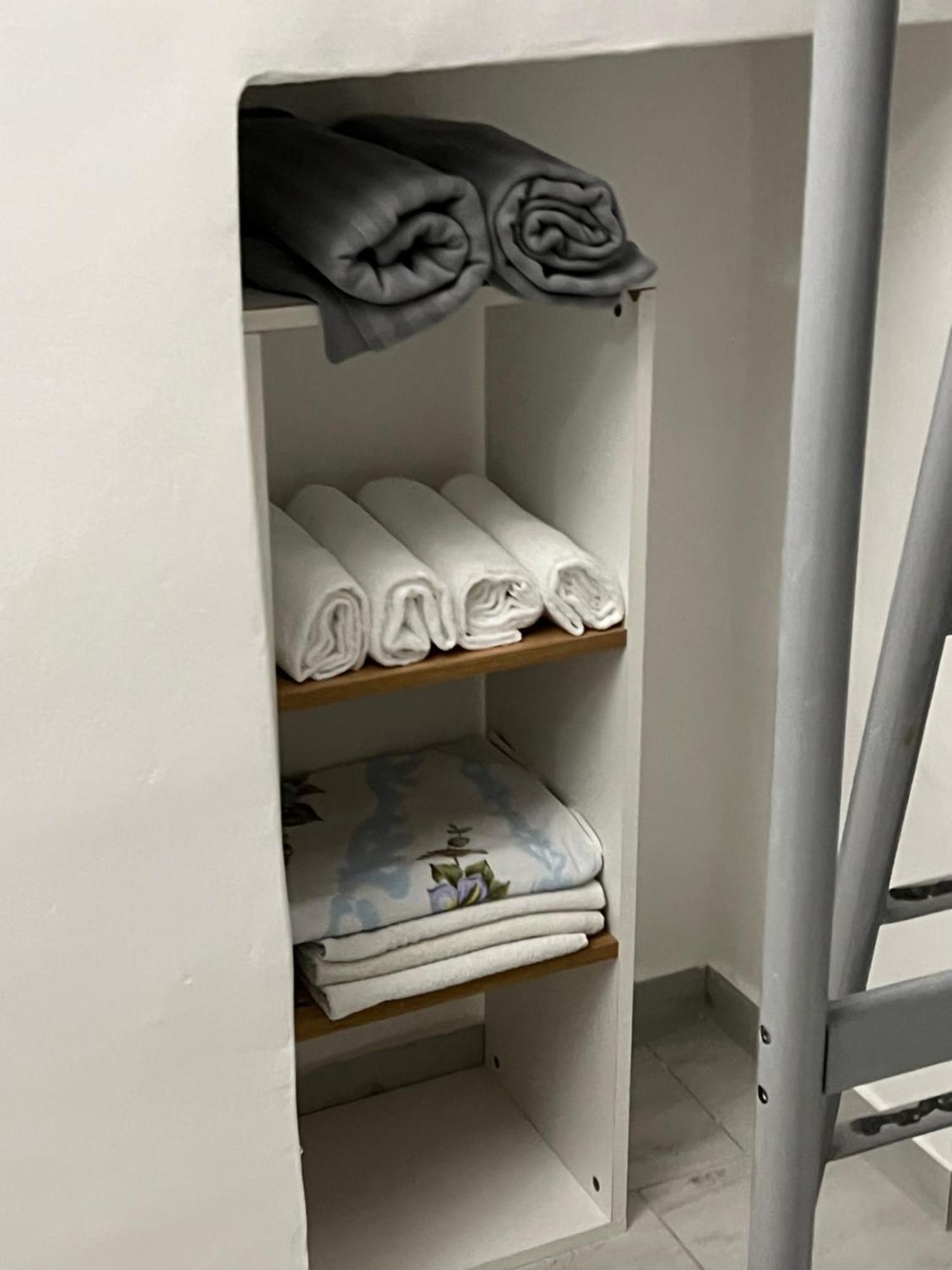 Bed2Go Brescia Apartment Turin Luaran gambar